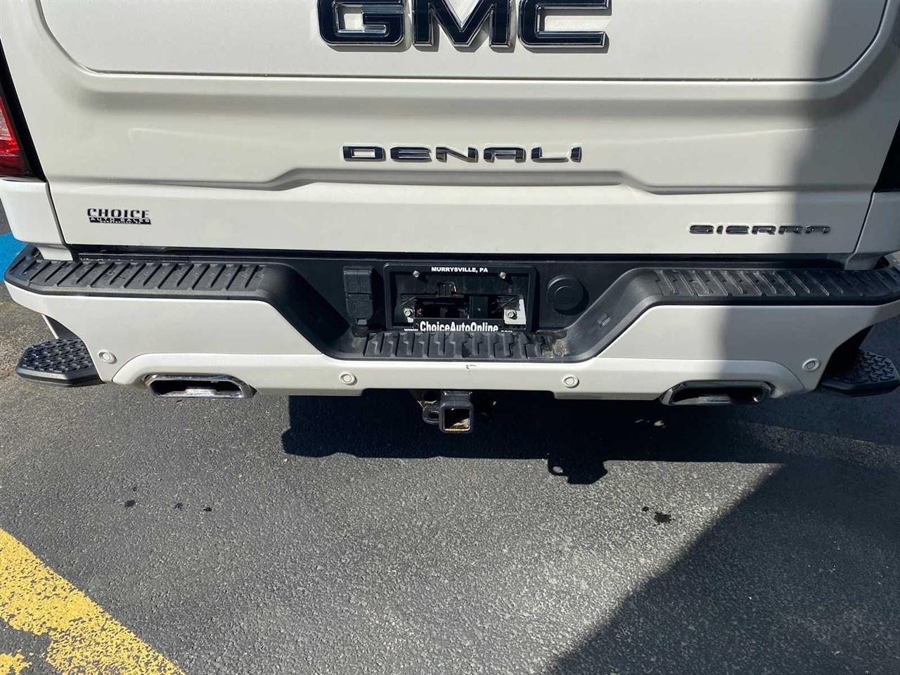 GMC Sierra 1500 Denali Ultimate Crew Cab 4WD 2024