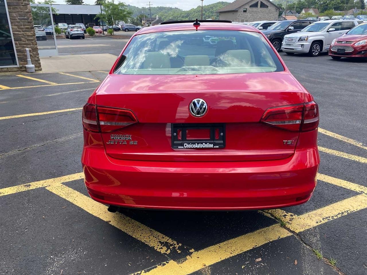 Volkswagen Jetta SE 6A 2015