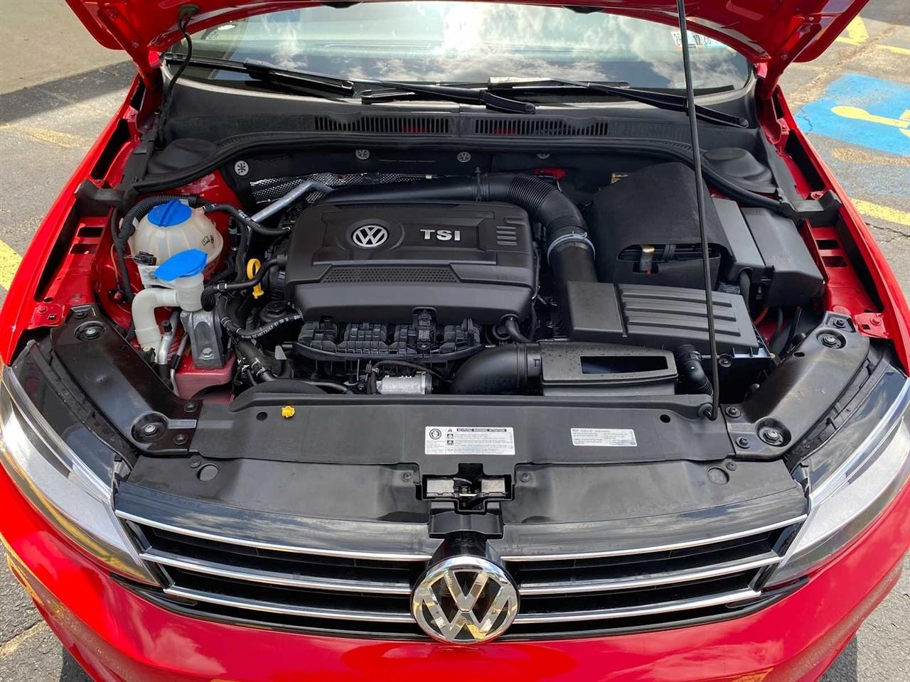 Volkswagen Jetta SE 6A 2015