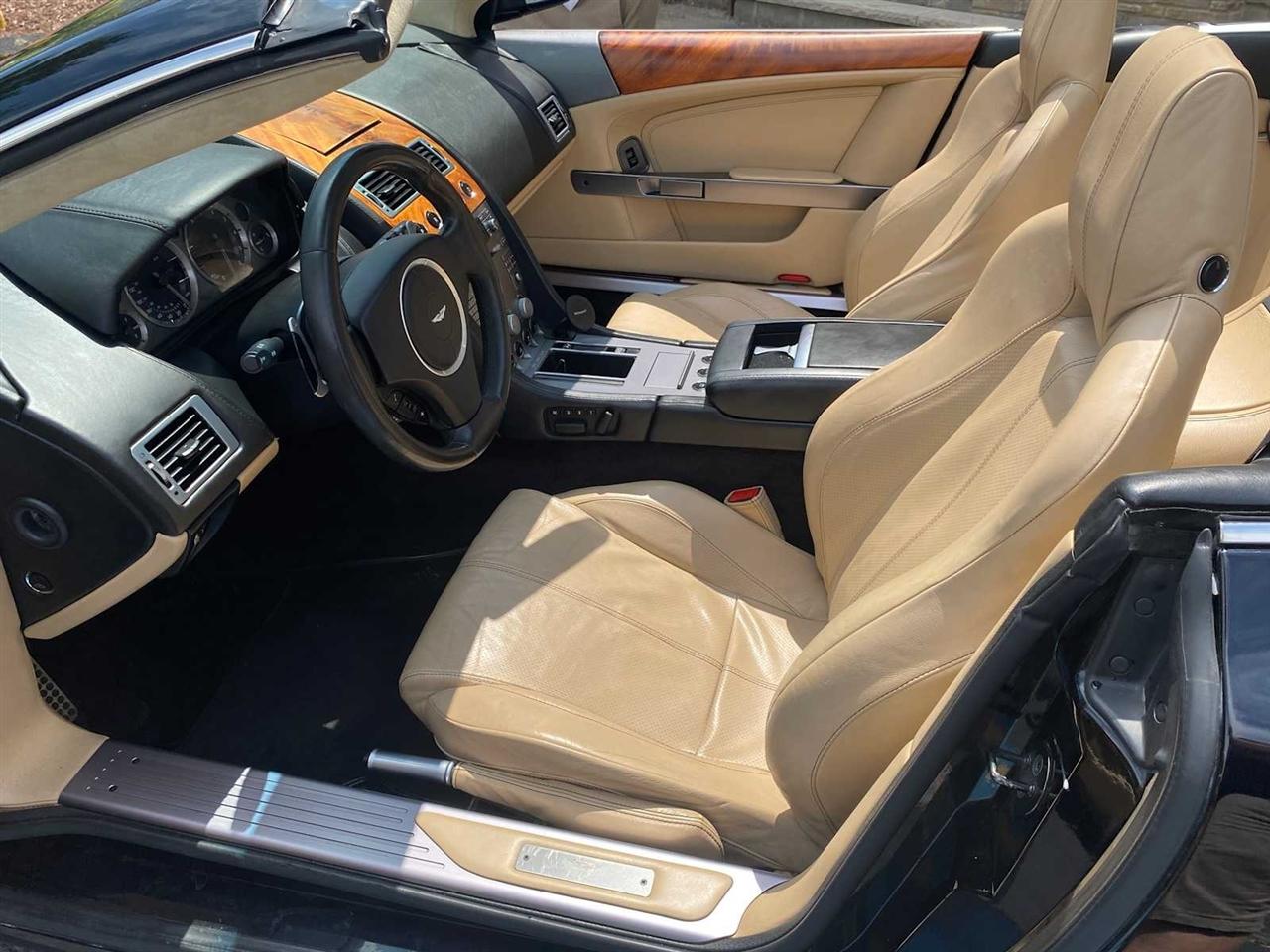 Aston Martin DB9 Volante 2007