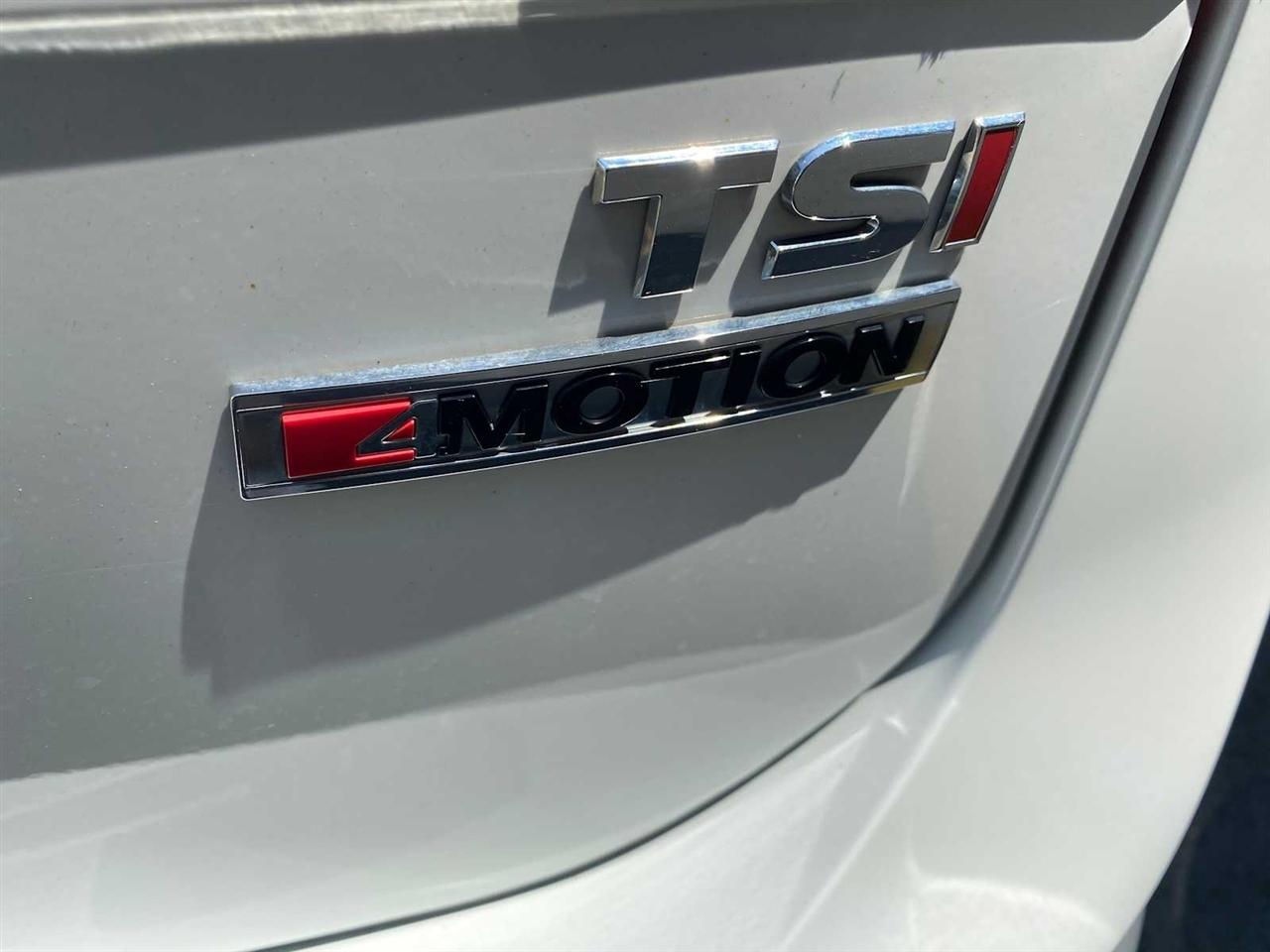 Volkswagen Tiguan SE 4Motion AWD 2018