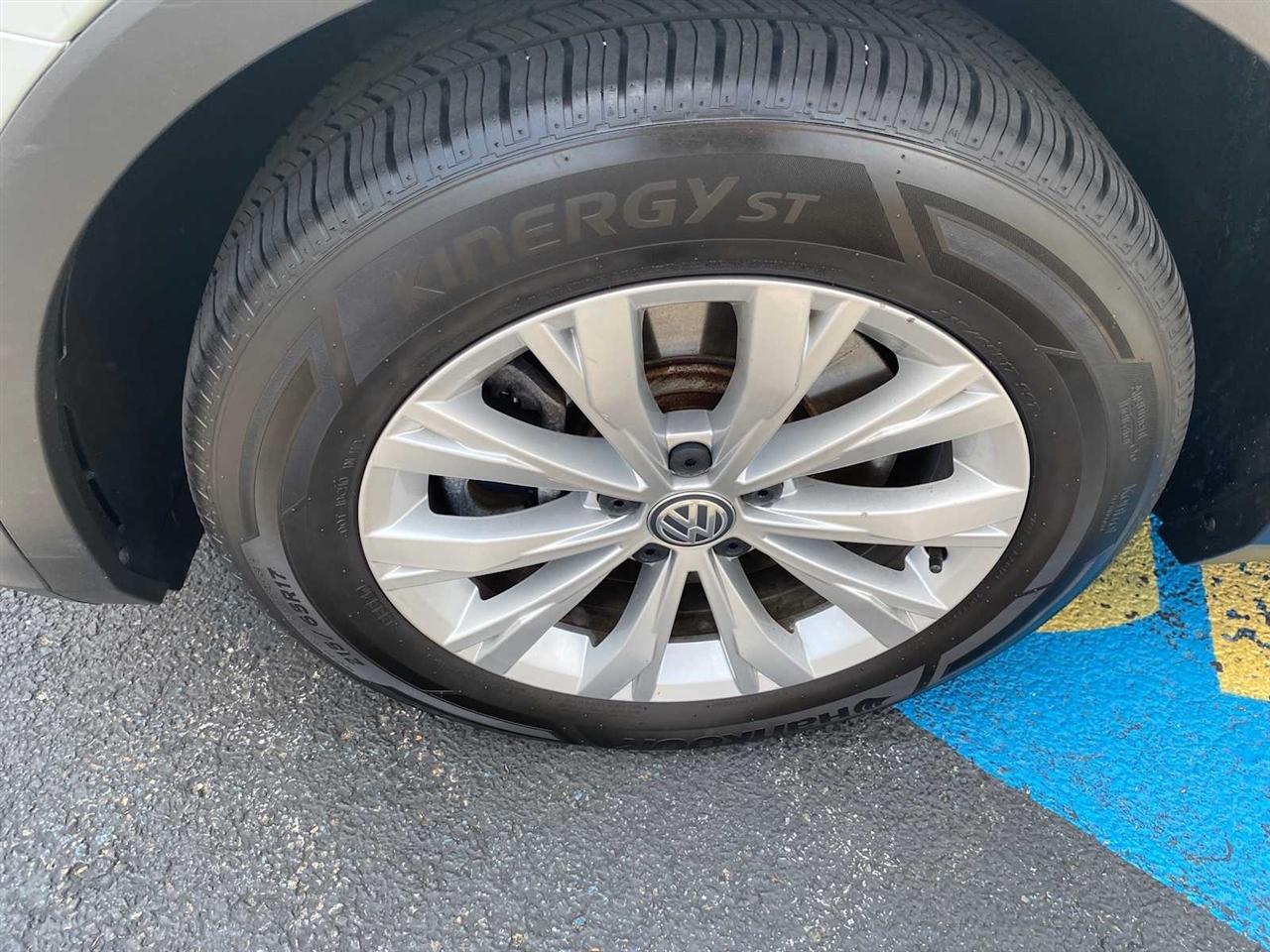Volkswagen Tiguan SE 4Motion AWD 2018