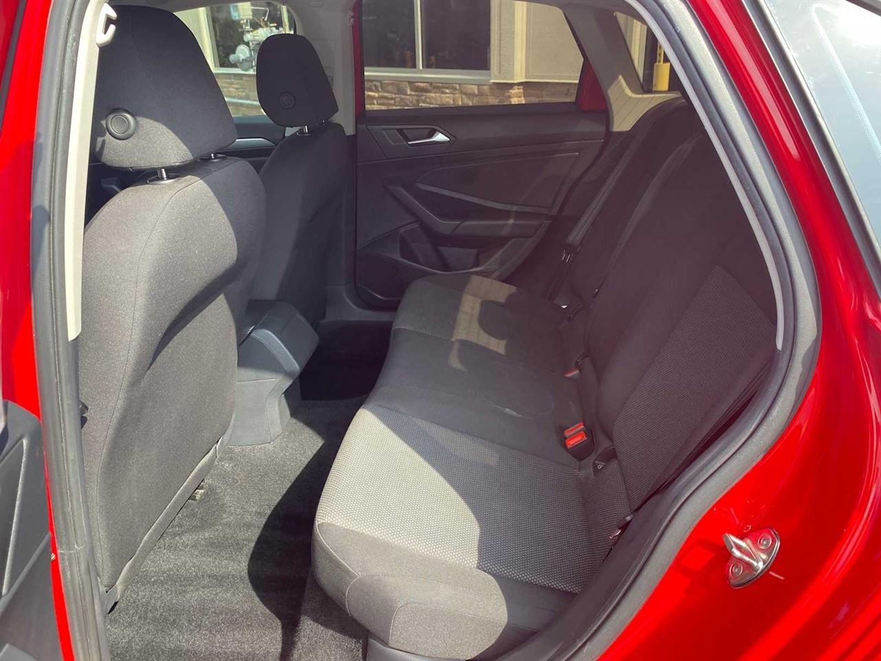 Volkswagen Jetta 1.4T S 8A 2020