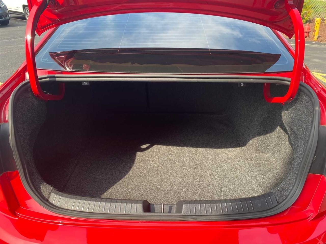 Volkswagen Jetta 1.4T S 8A 2020