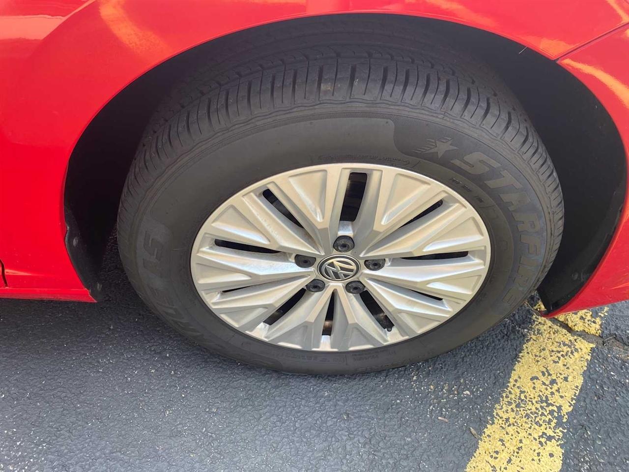 Volkswagen Jetta 1.4T S 8A 2020