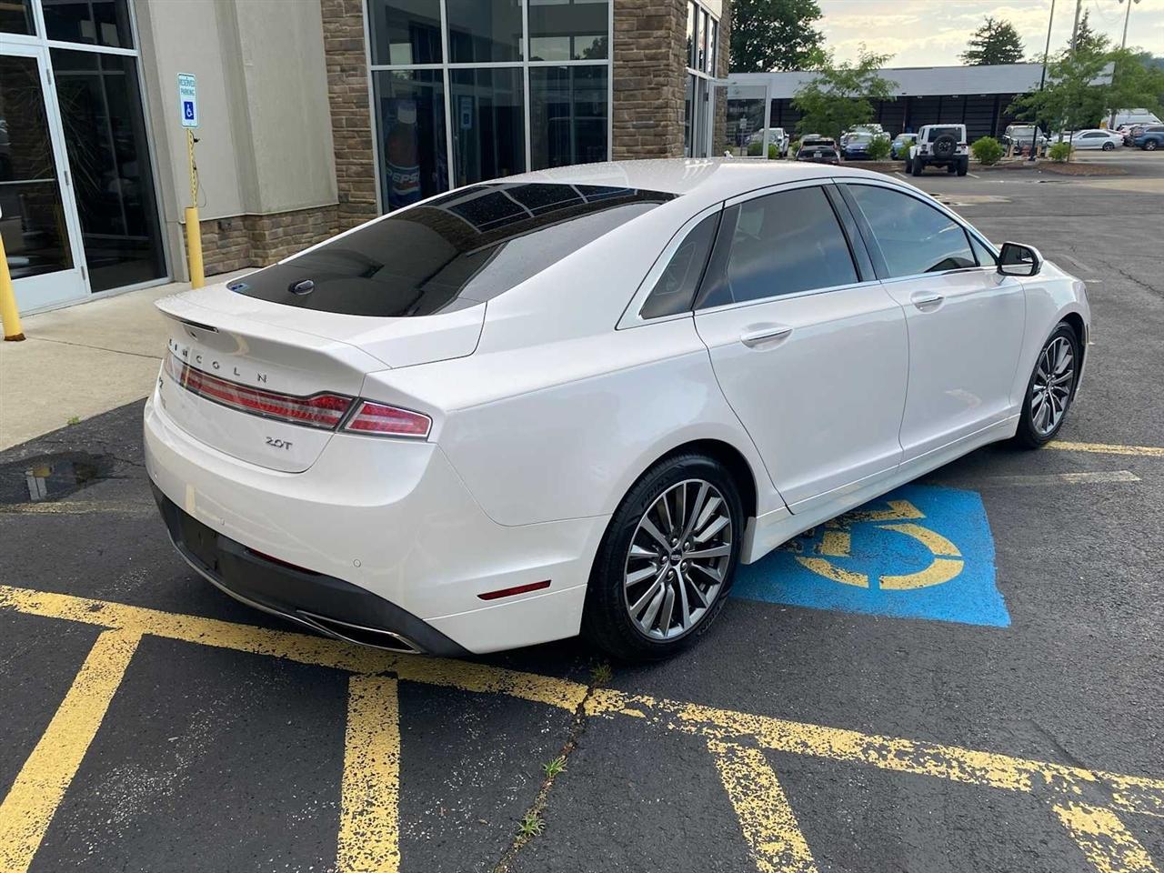 Lincoln MKZ Select FWD 2017