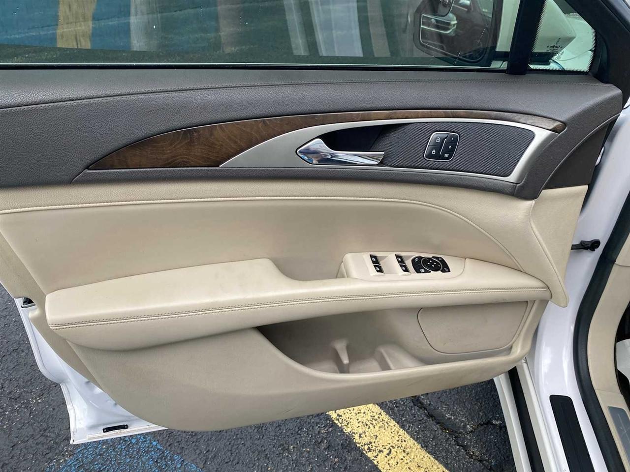 Lincoln MKZ Select FWD 2017