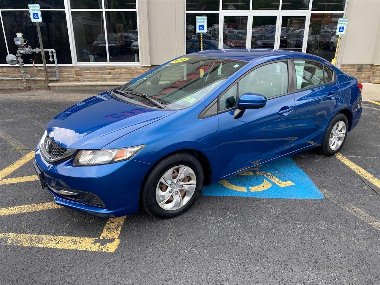 Honda Civic LX Sedan 5-Speed MT 2015
