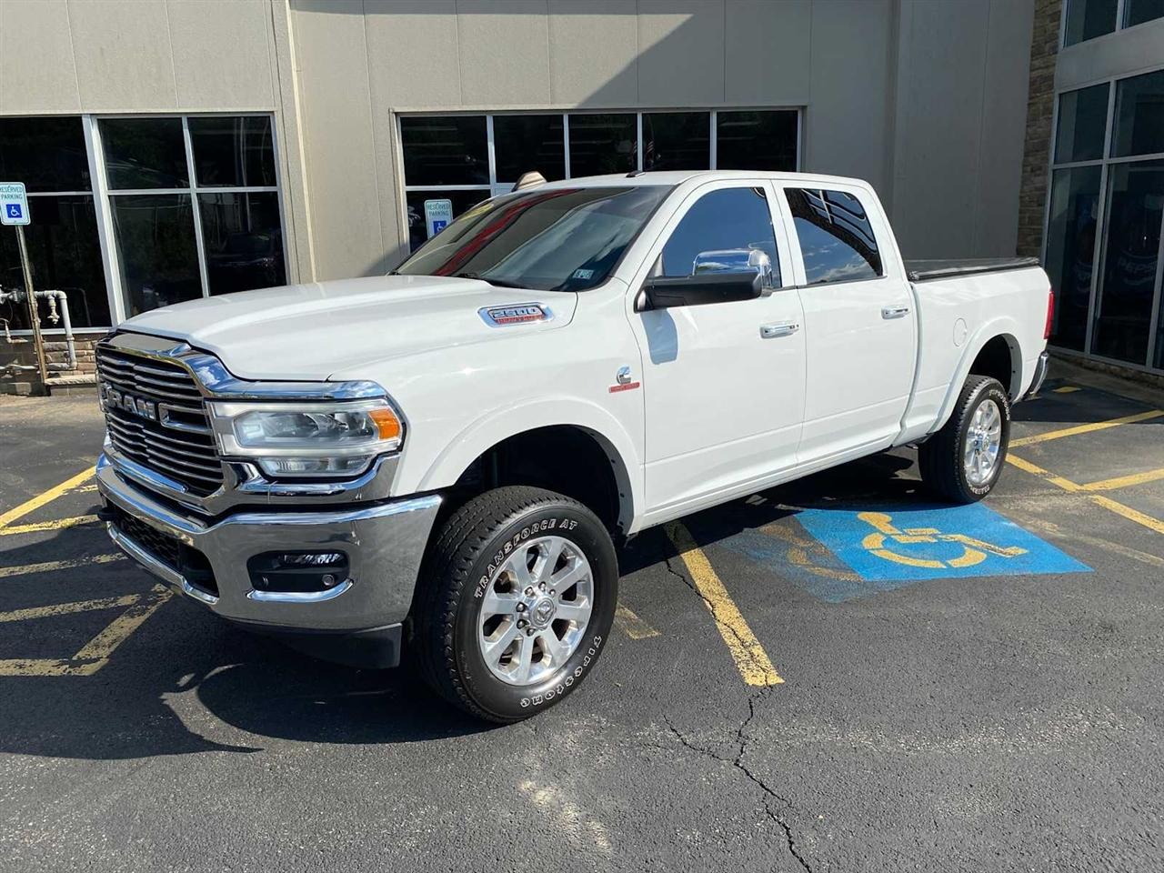 RAM 2500 Laramie Crew Cab SWB 4WD 2022