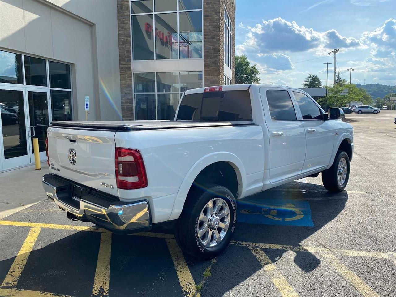 RAM 2500 Laramie Crew Cab SWB 4WD 2022