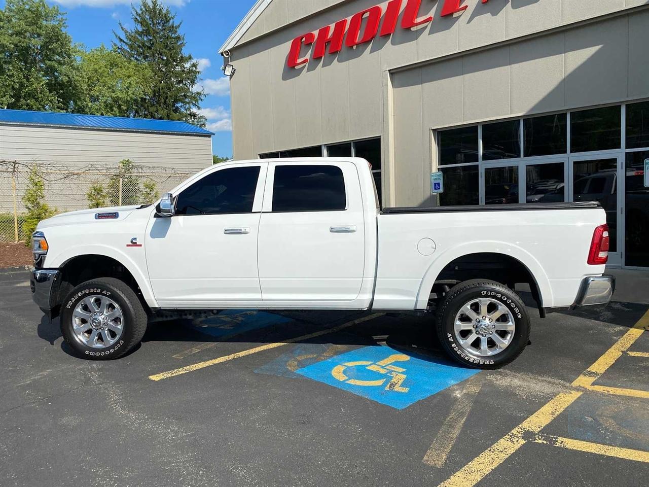RAM 2500 Laramie Crew Cab SWB 4WD 2022