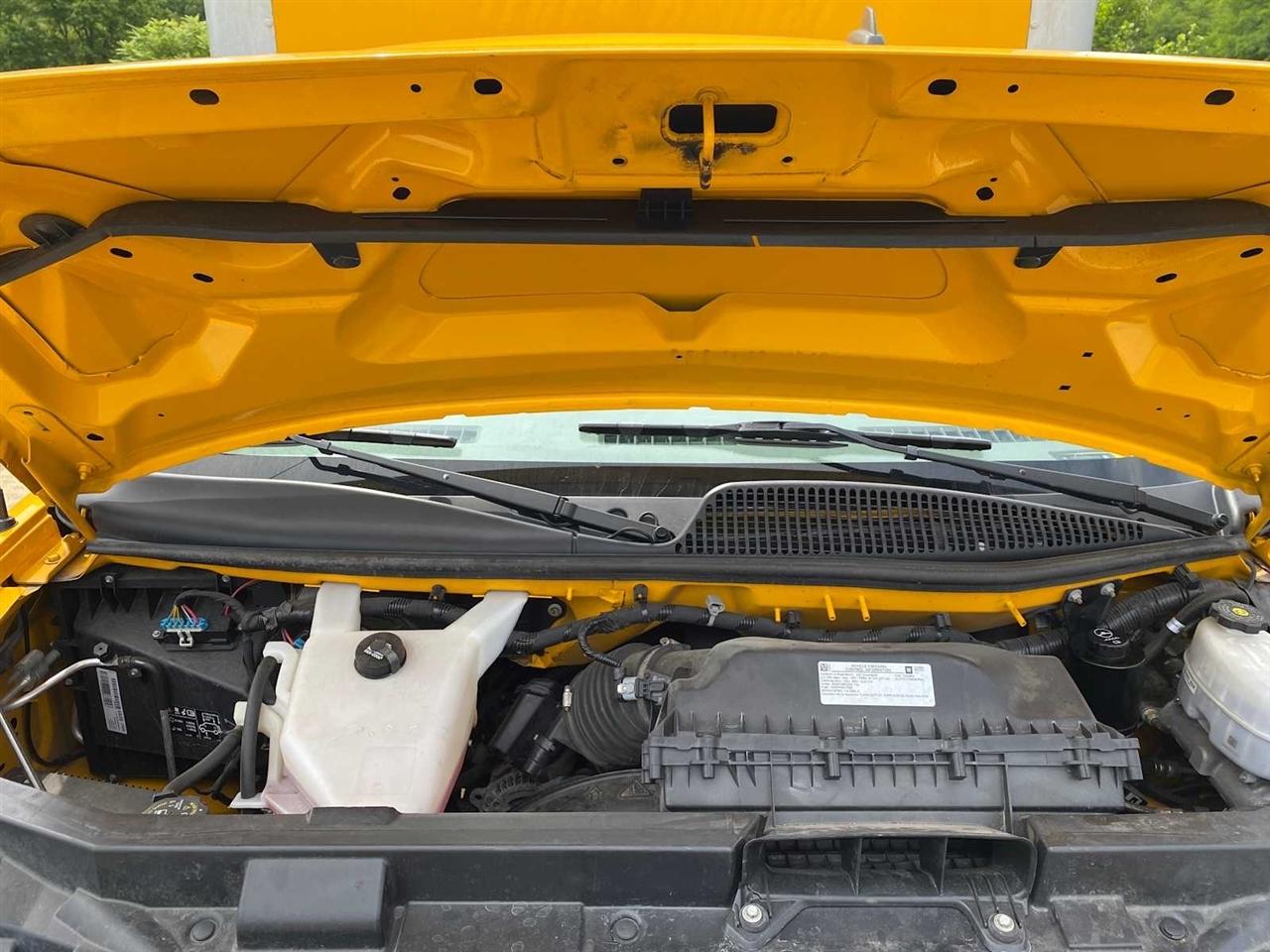 GMC Savana G3500 177 in. 2021