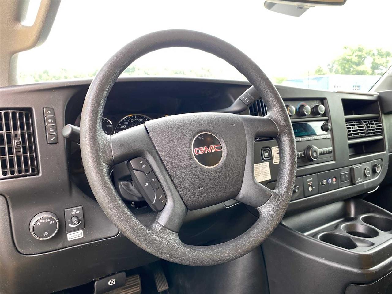 GMC Savana G3500 177 in. 2021