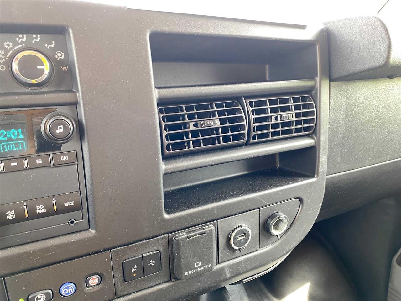 GMC Savana G3500 177 in. 2021