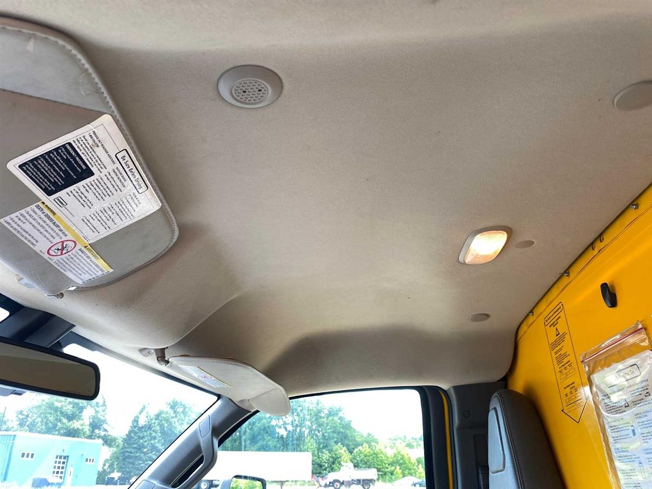 GMC Savana G3500 177 in. 2021