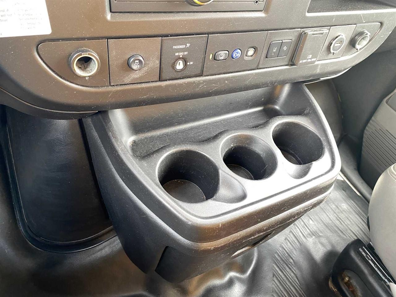 GMC Savana G3500 177 in. 2021