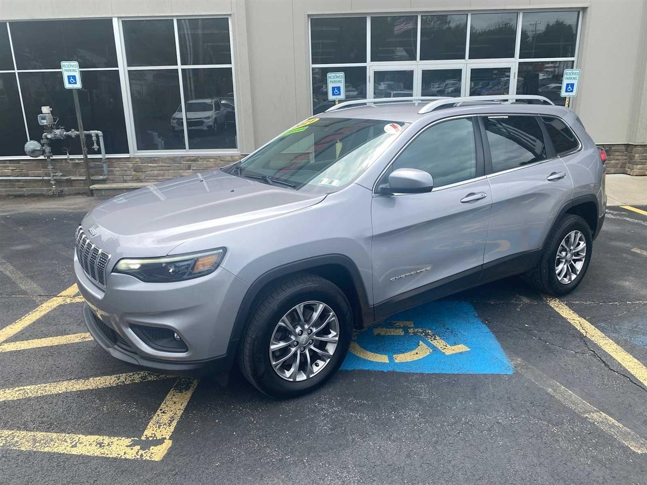 Jeep Cherokee Latitude LUX 4D SUV 4WD 2021