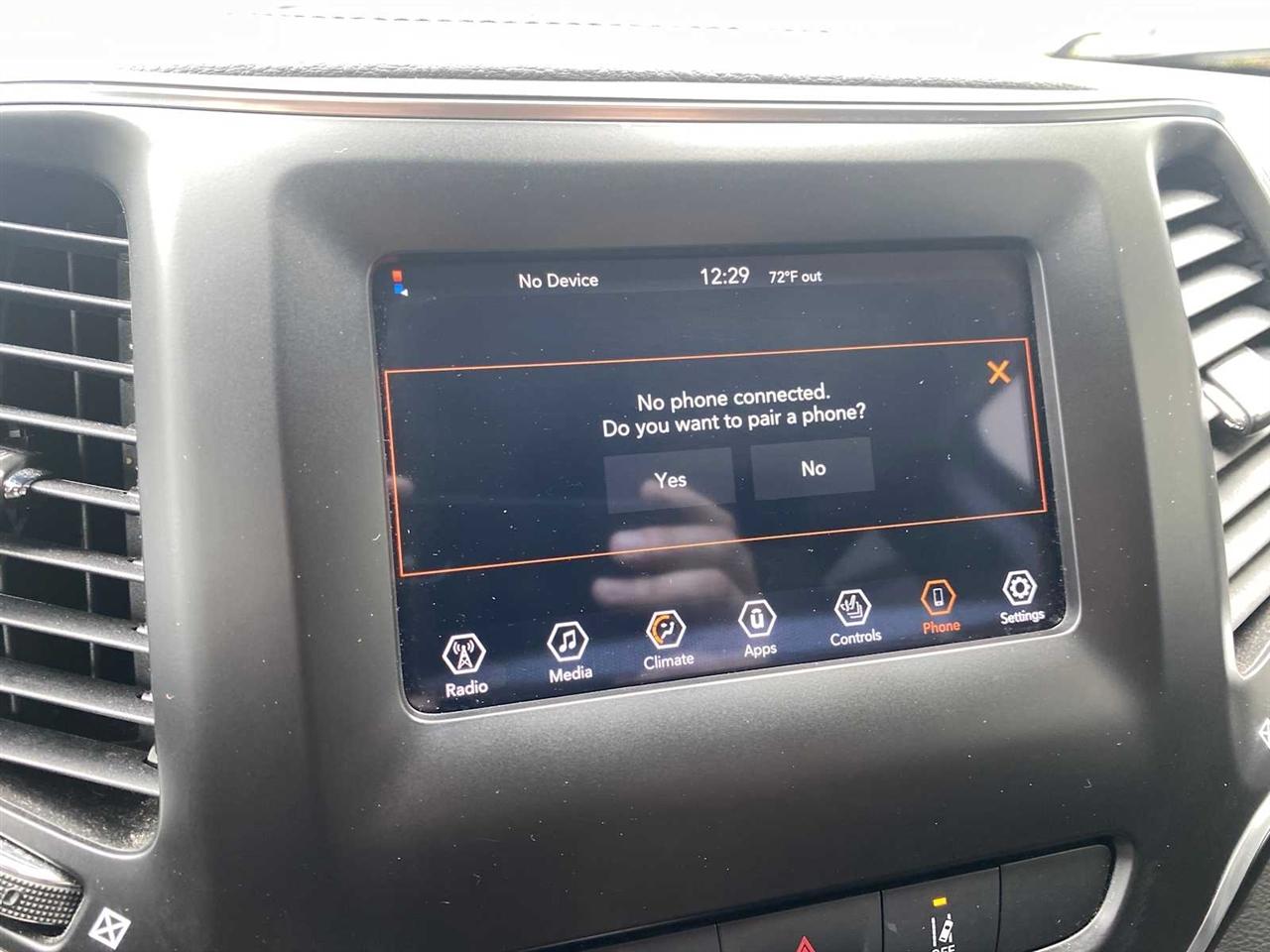 Jeep Cherokee Latitude LUX 4D SUV 4WD 2021