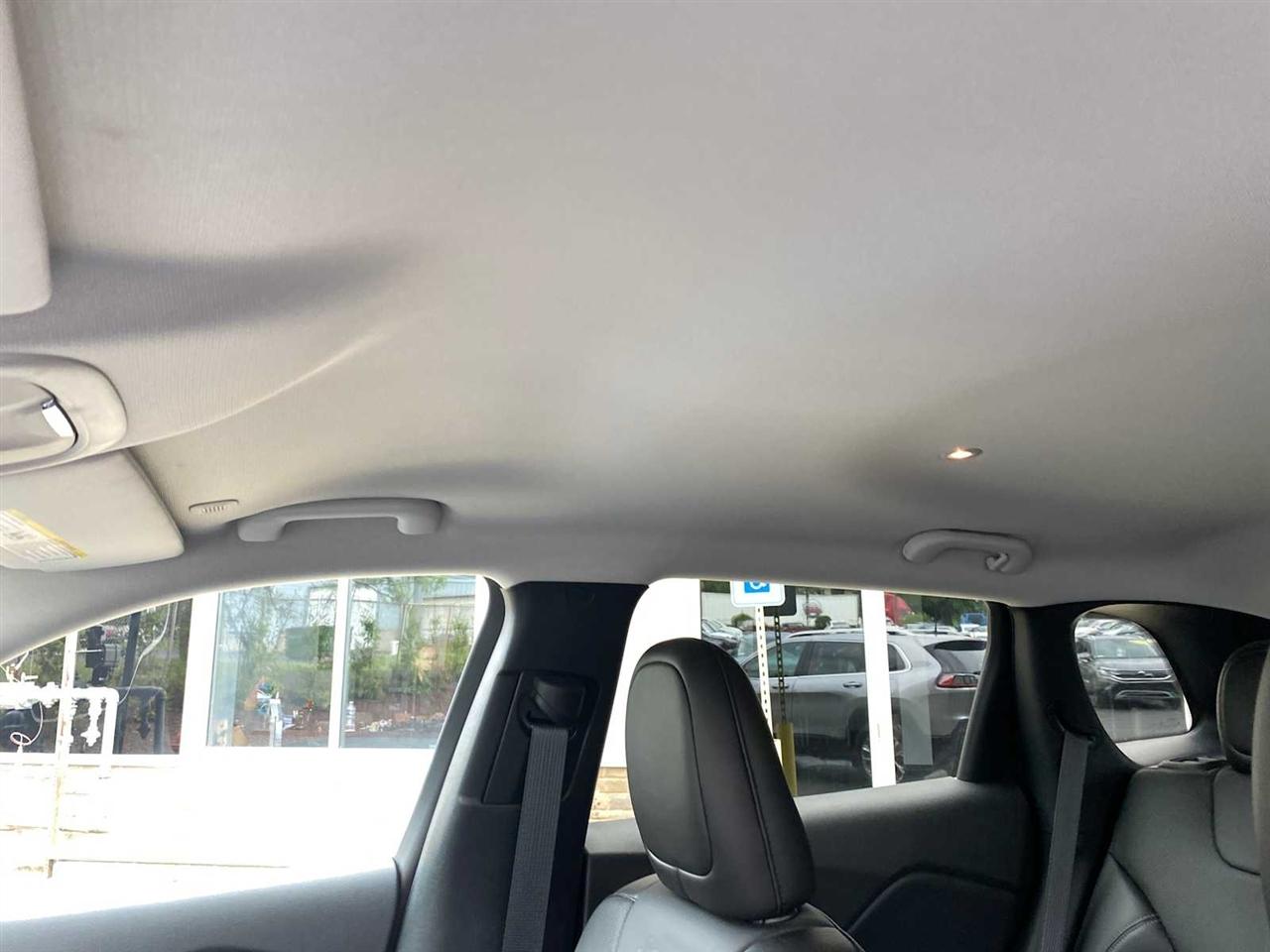Jeep Cherokee Latitude LUX 4D SUV 4WD 2021