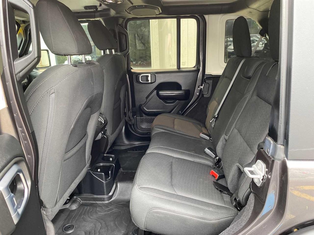 Jeep Wrangler Unlimited Sport 2019