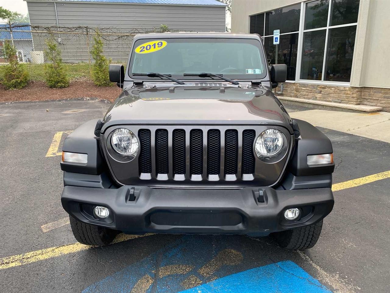 Jeep Wrangler Unlimited Sport 2019