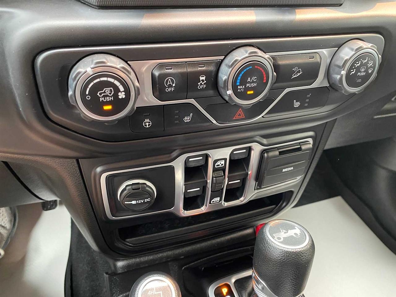 Jeep Wrangler Unlimited Sport 2019