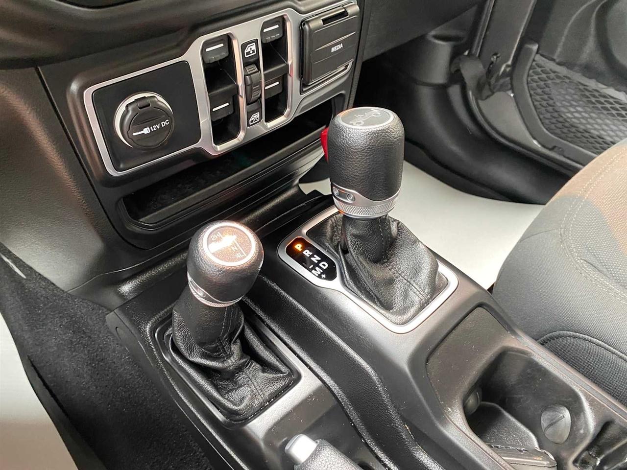 Jeep Wrangler Unlimited Sport 2019