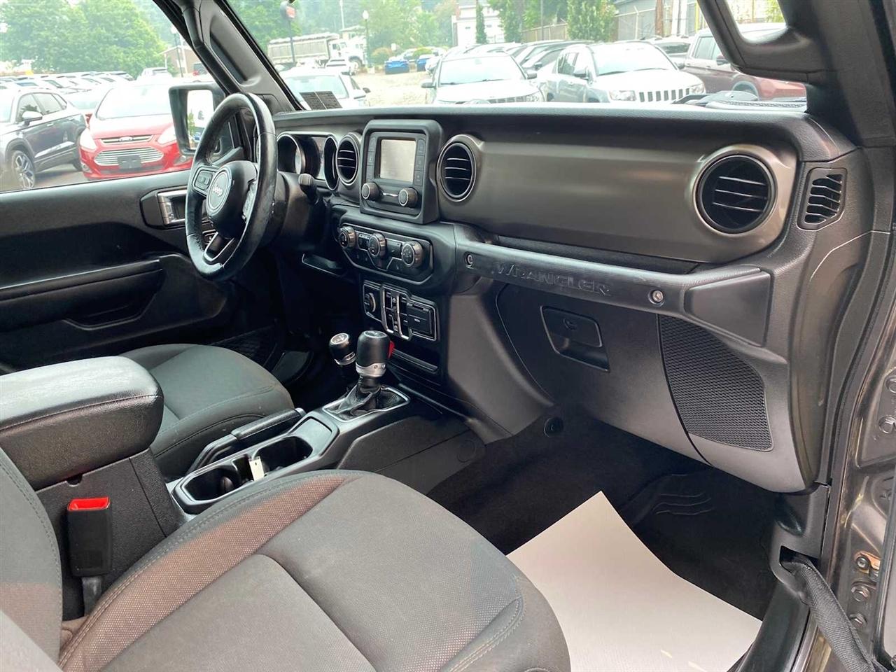 Jeep Wrangler Unlimited Sport 2019