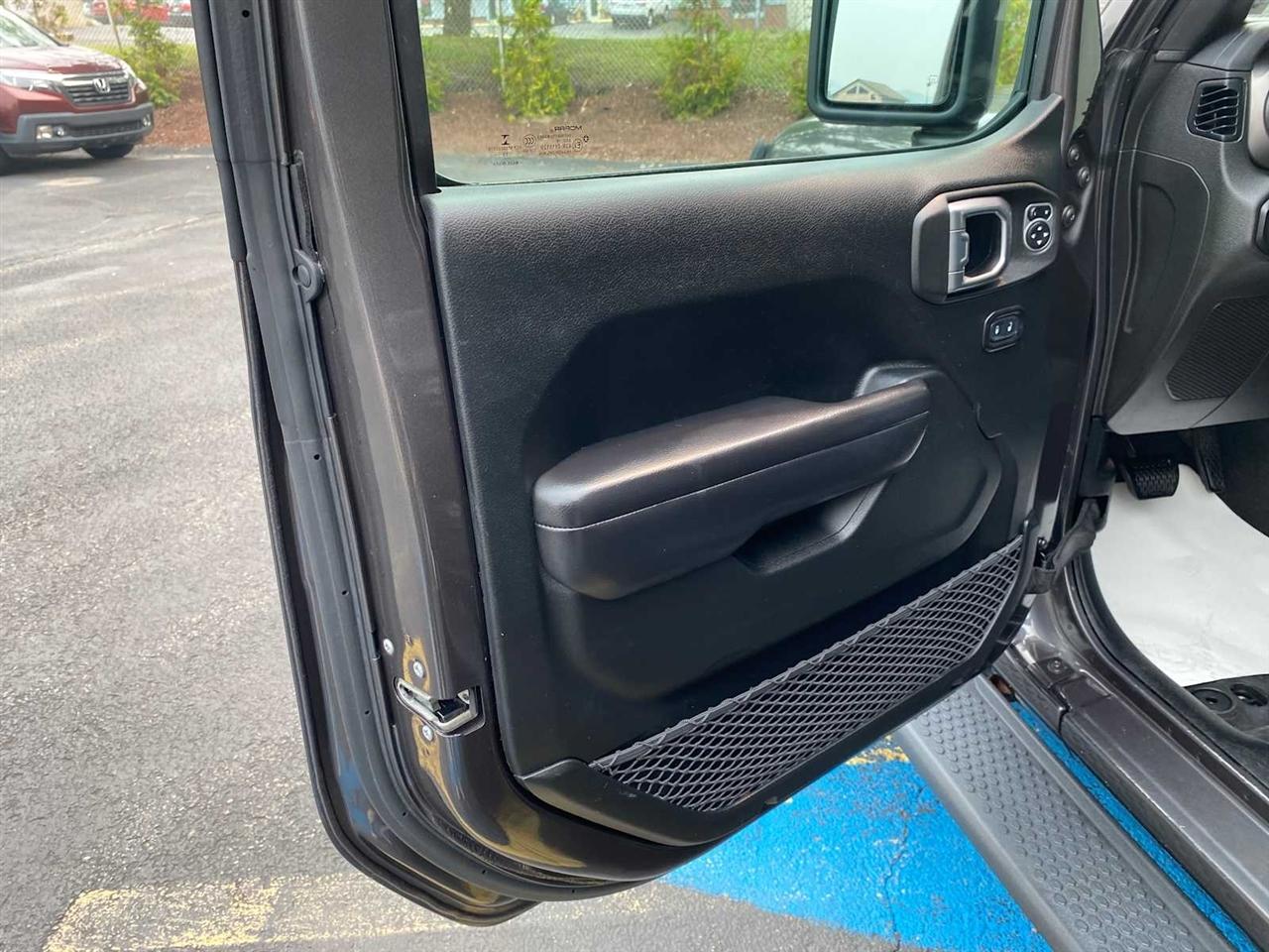 Jeep Wrangler Unlimited Sport 2019