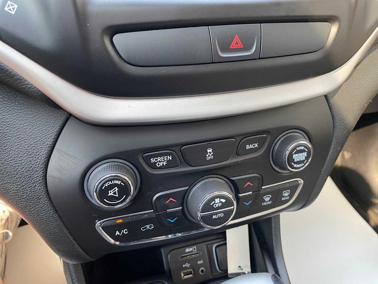 Jeep Cherokee Limited 4WD 2015
