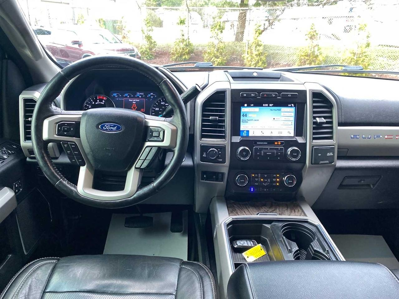 Ford F-350 SD Lariat Crew Cab 4WD 2019