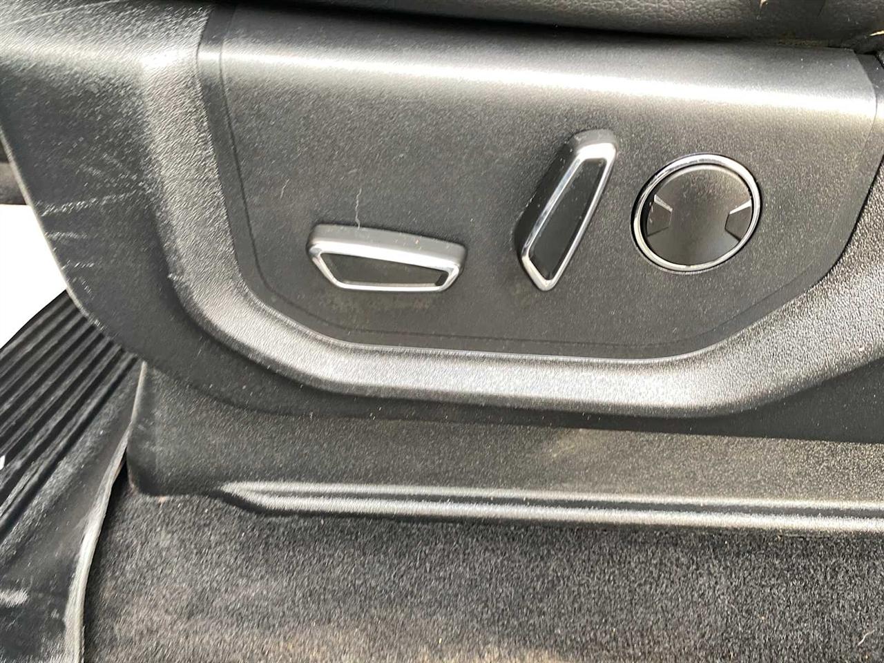 Ford F-350 SD Lariat Crew Cab 4WD 2019