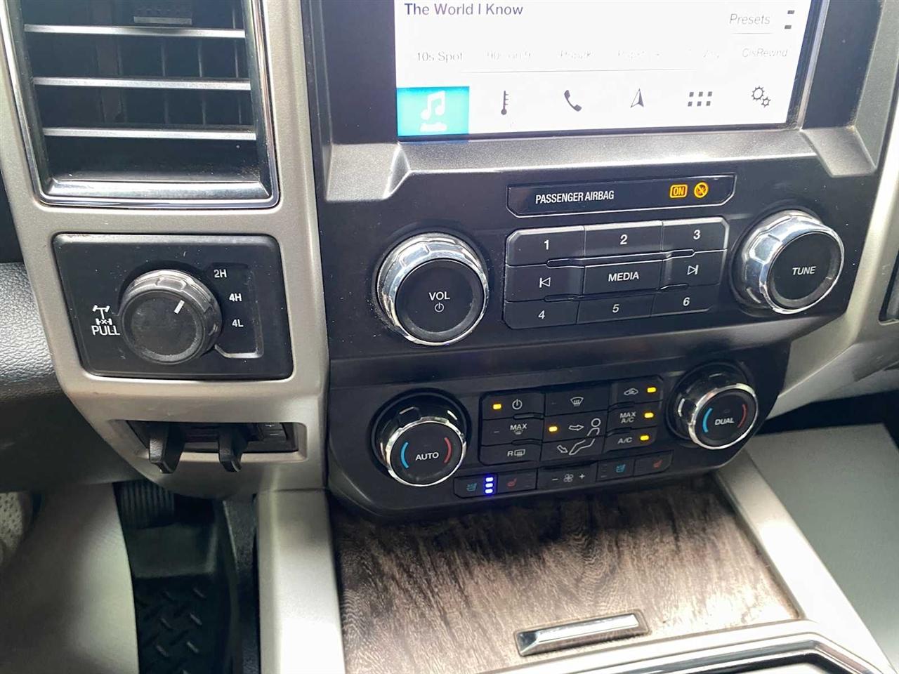 Ford F-350 SD Lariat Crew Cab 4WD 2019