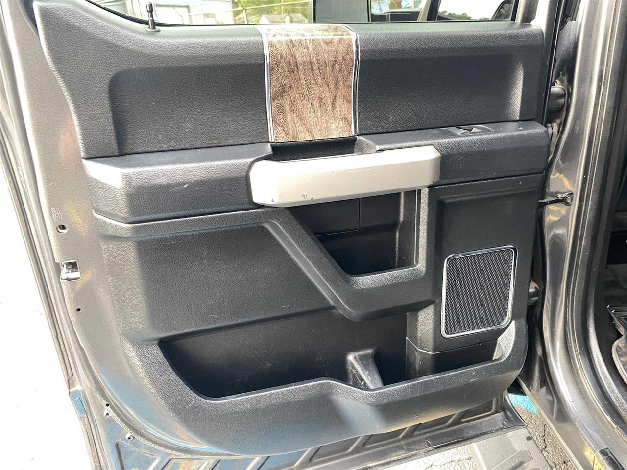 Ford F-350 SD Lariat Crew Cab 4WD 2019