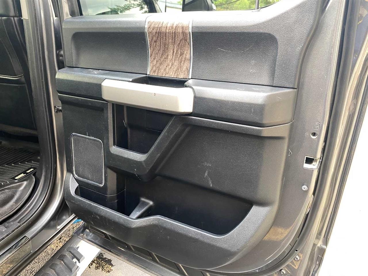 Ford F-350 SD Lariat Crew Cab 4WD 2019