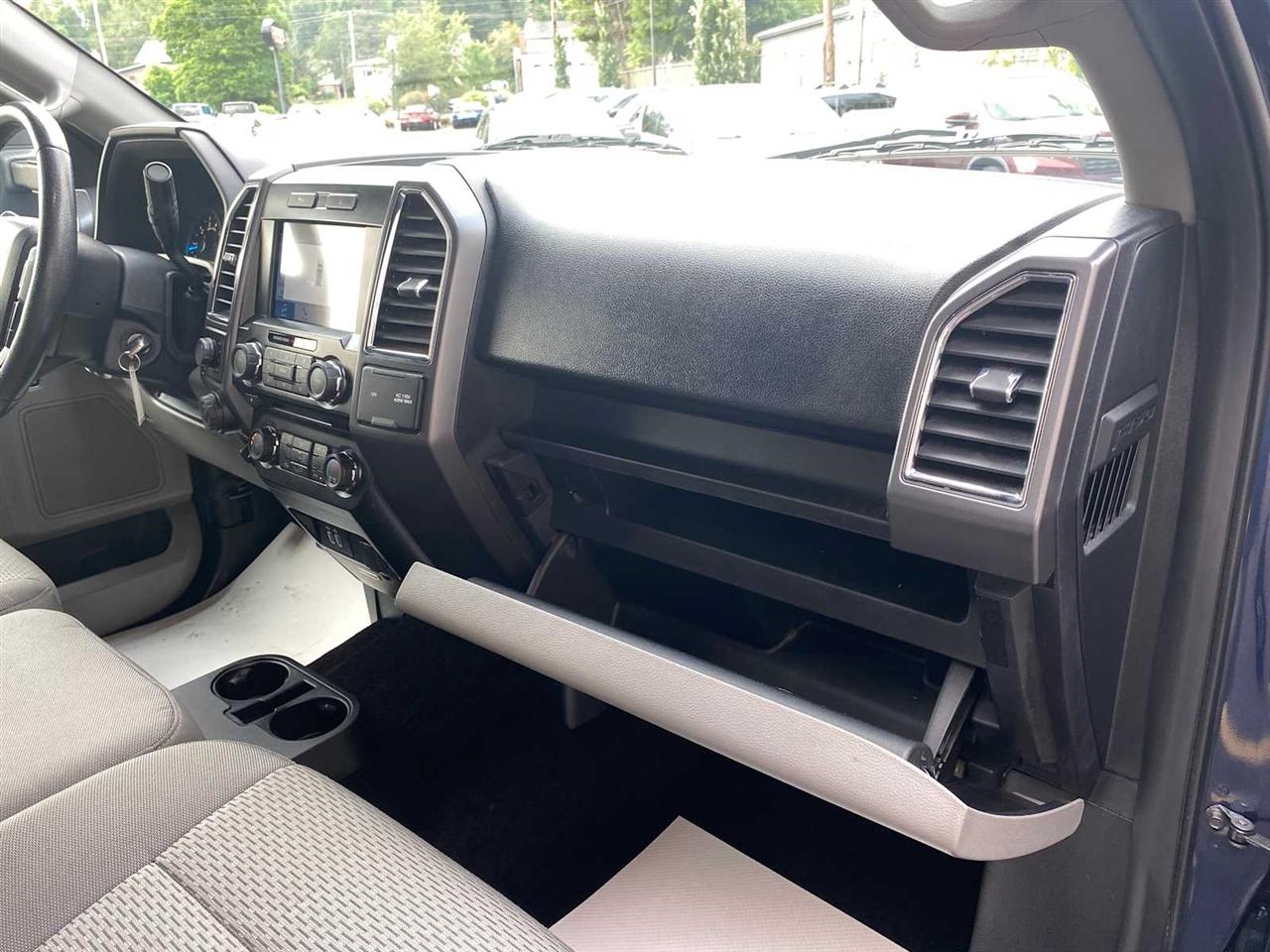 Ford F-150 XLT SuperCrew 6.5-ft Box 4WD 2016