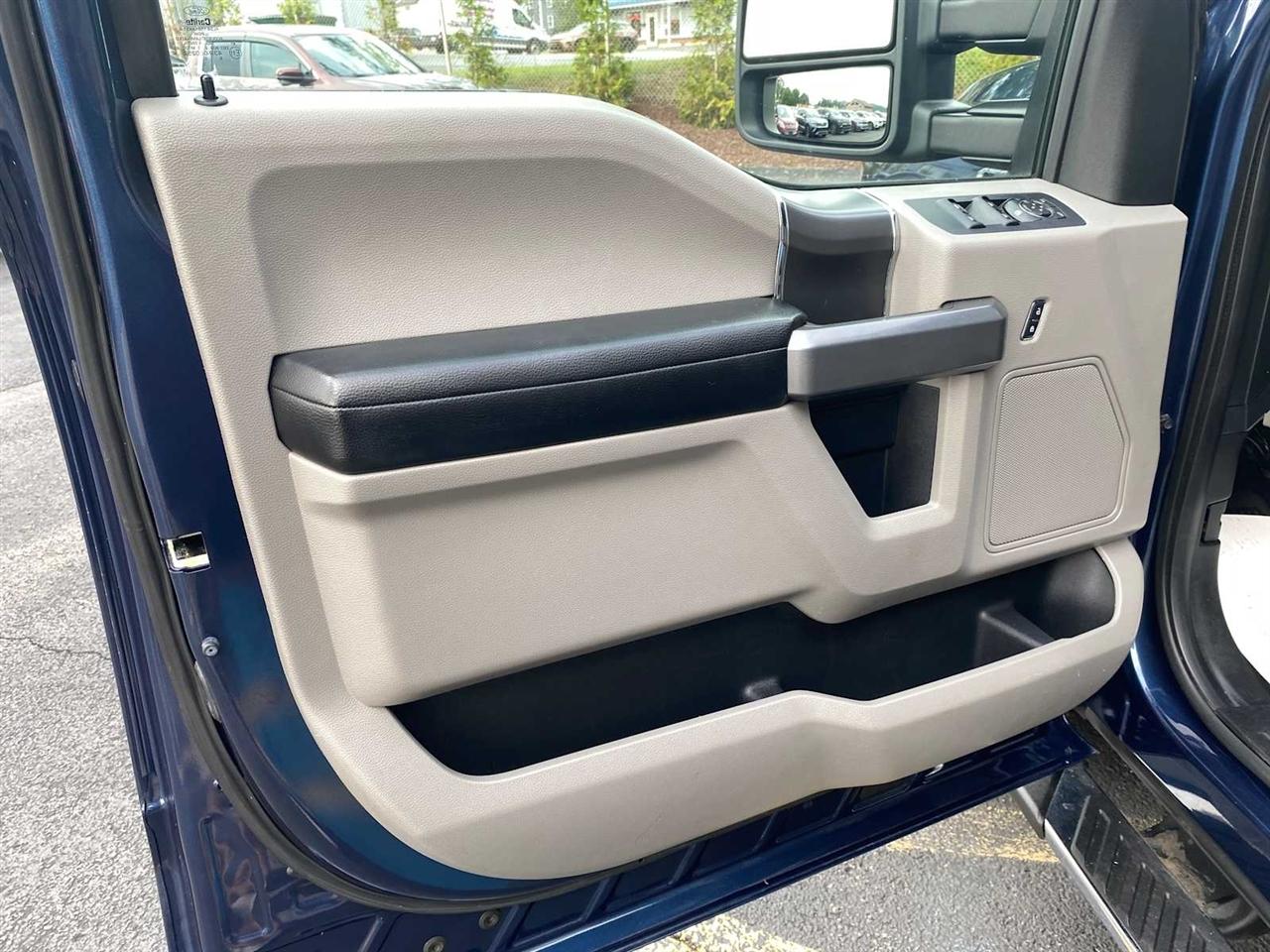 Ford F-150 XLT SuperCrew 6.5-ft Box 4WD 2016