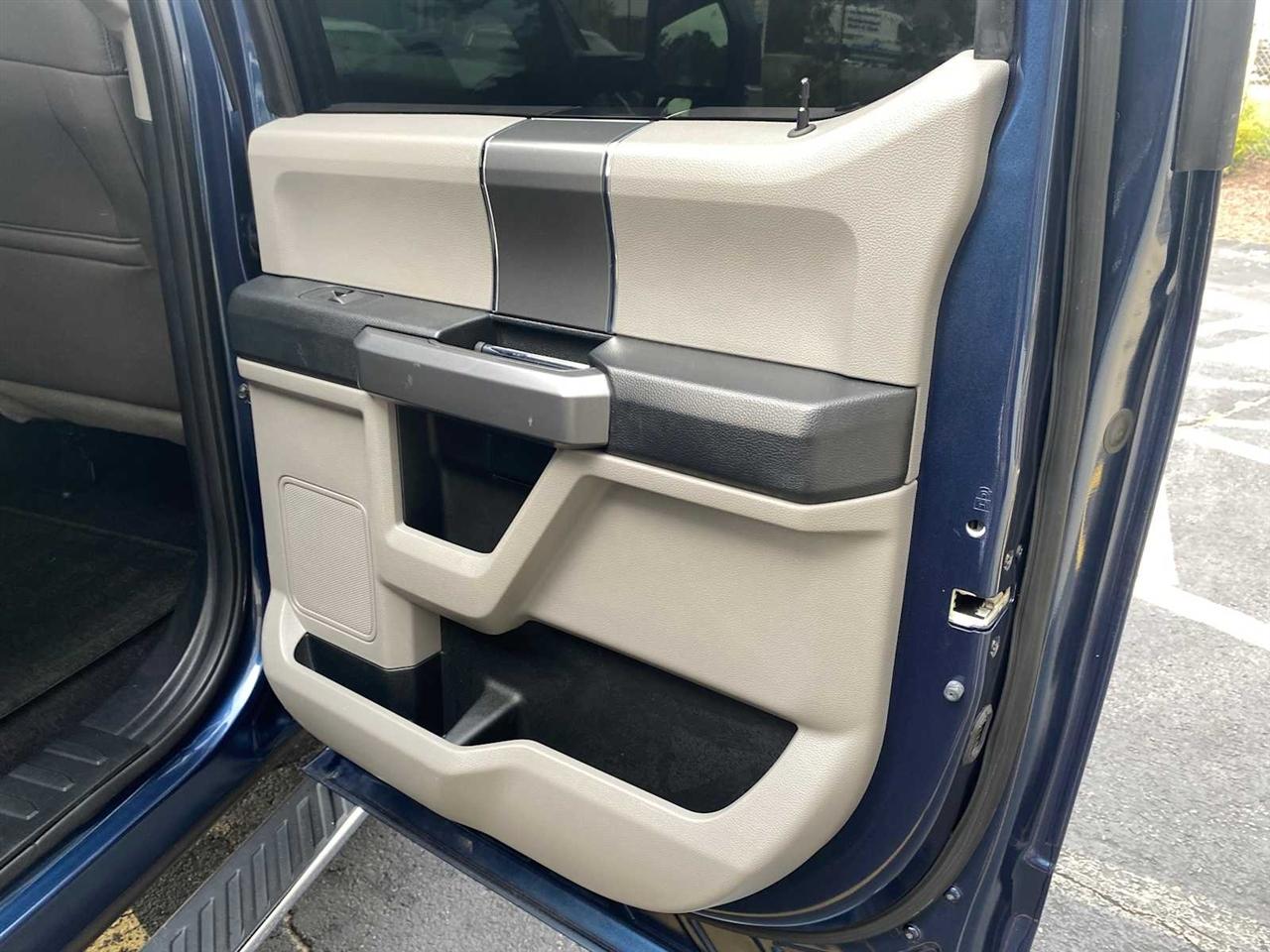 Ford F-150 XLT SuperCrew 6.5-ft Box 4WD 2016
