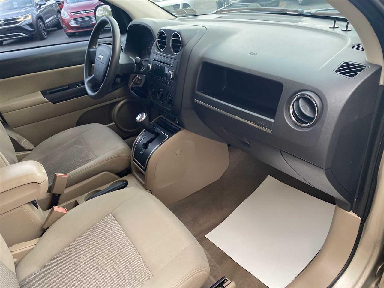 Jeep Compass Sport FWD 2009