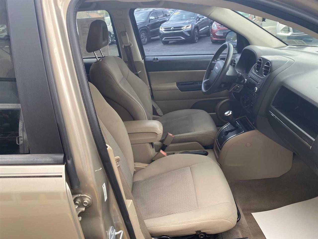 Jeep Compass Sport FWD 2009