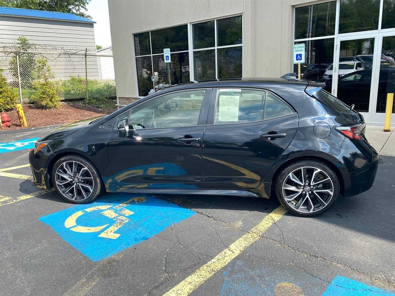 Toyota Corolla XSE Hatchback CVT 2021