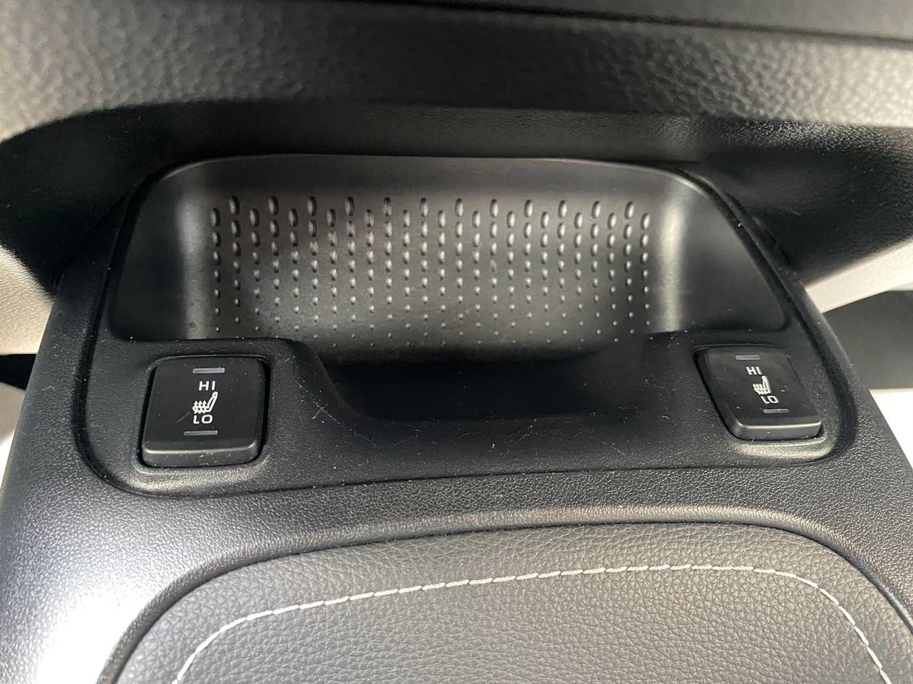 Toyota Corolla XSE Hatchback CVT 2021