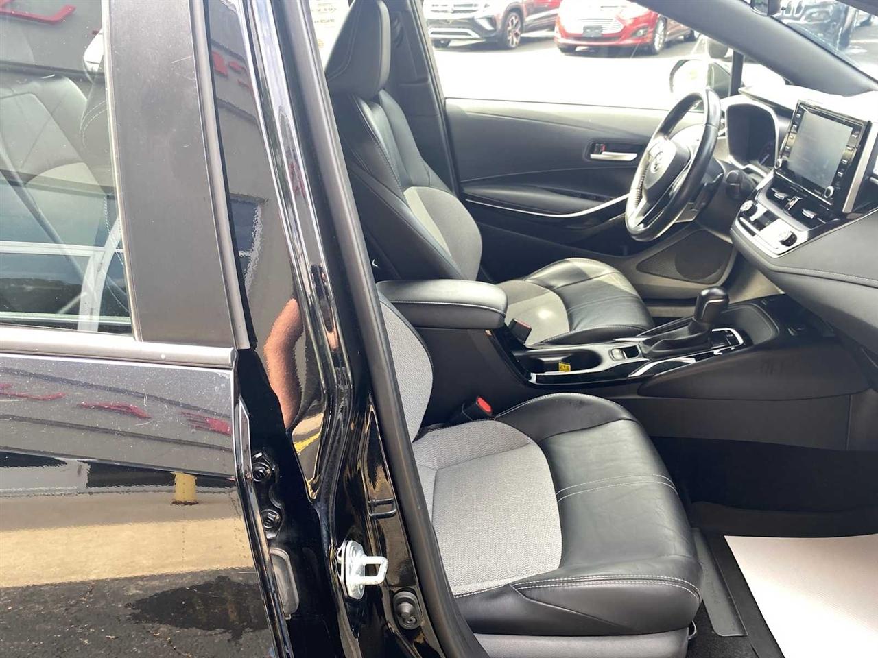 Toyota Corolla XSE Hatchback CVT 2021