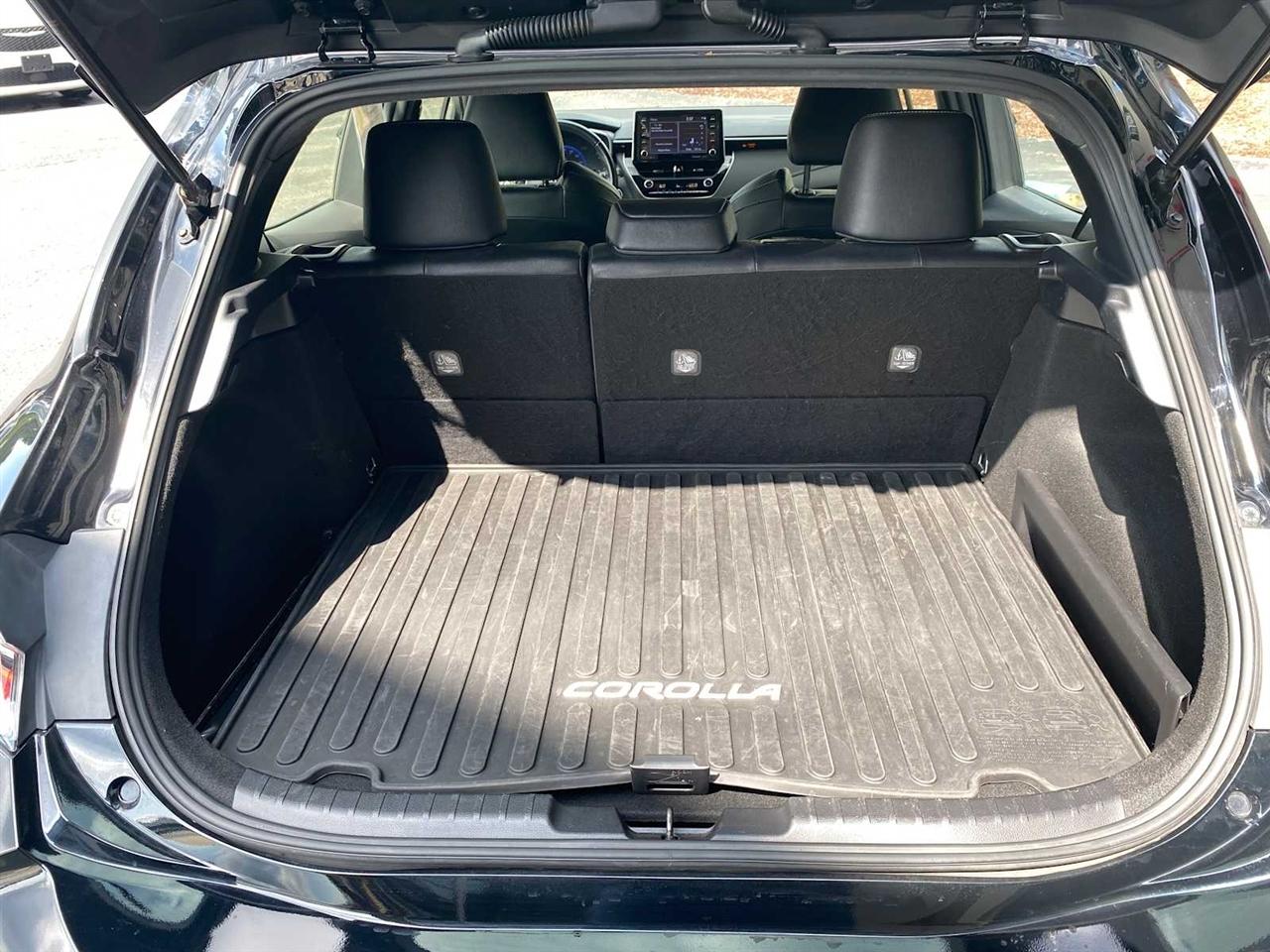 Toyota Corolla XSE Hatchback CVT 2021
