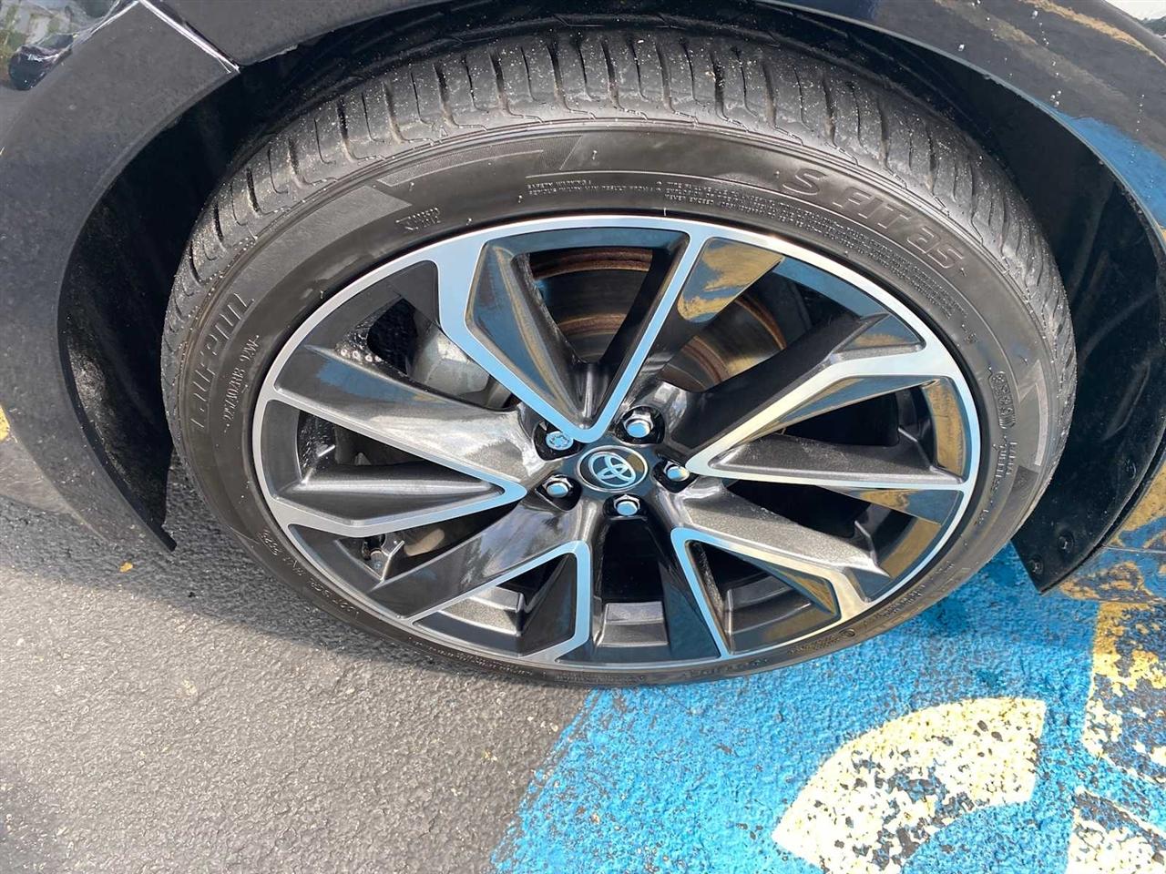 Toyota Corolla XSE Hatchback CVT 2021