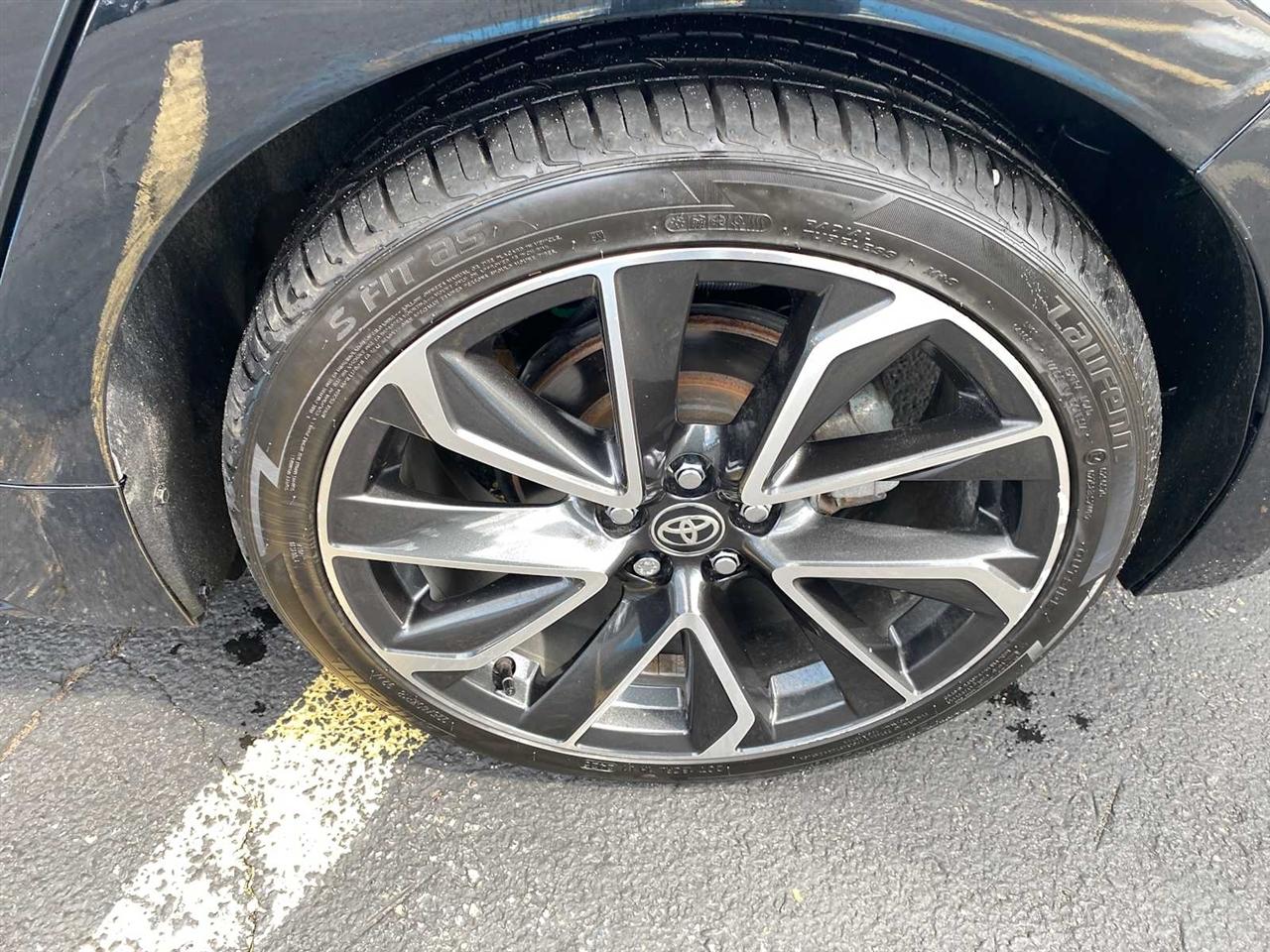 Toyota Corolla XSE Hatchback CVT 2021