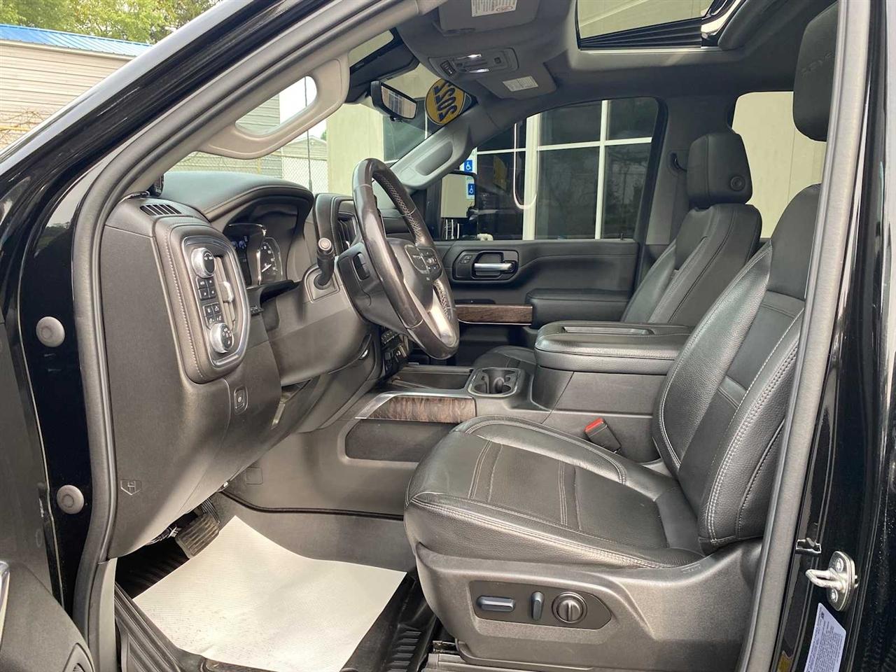 GMC Sierra 2500HD Denali Crew Cab 4WD SB 2022