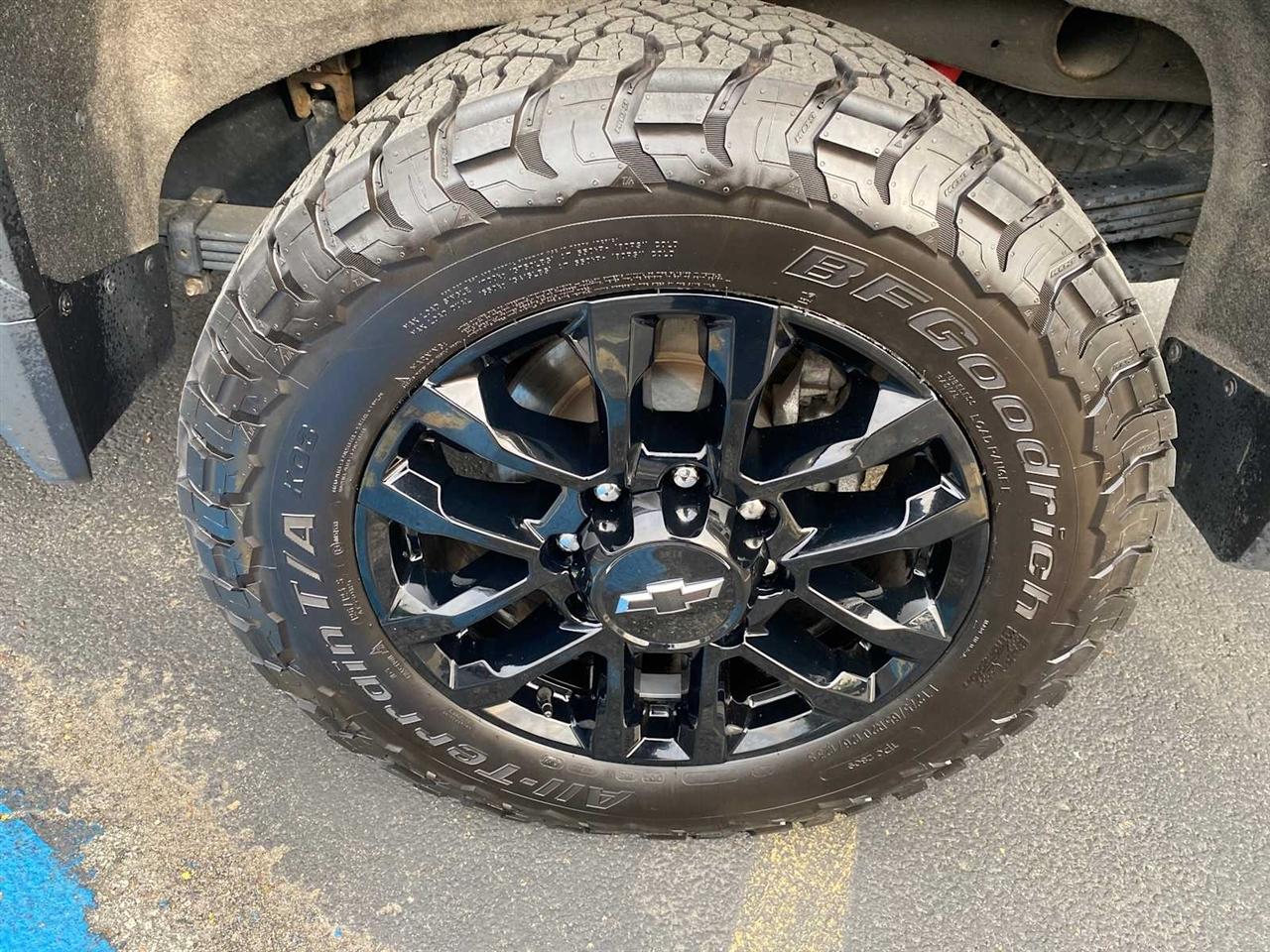 GMC Sierra 2500HD Denali Crew Cab 4WD SB 2022