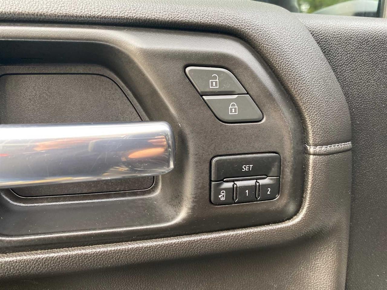 GMC Sierra 2500HD Denali Crew Cab 4WD SB 2022