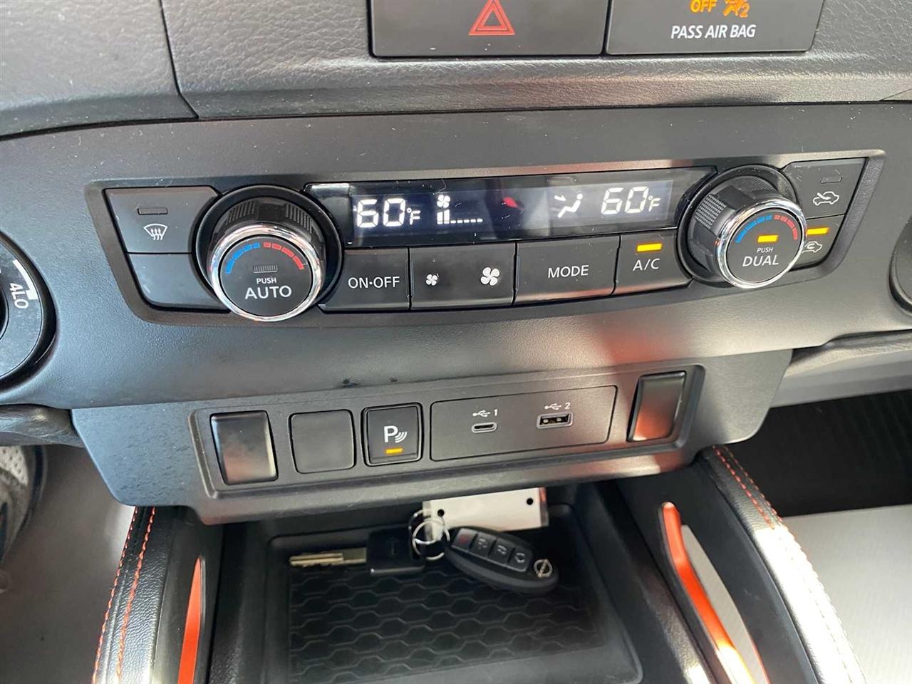 Nissan Frontier PRO-4X Crew Cab 4WD 2022